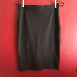 (Zara) Pre-Love Pencil Skirt